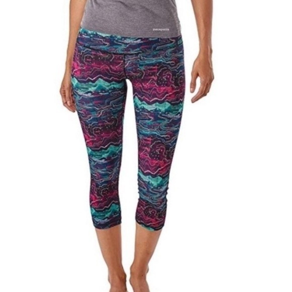 Patagonia Centered Crops 20 1/2" Canyon Glades Craft Pink